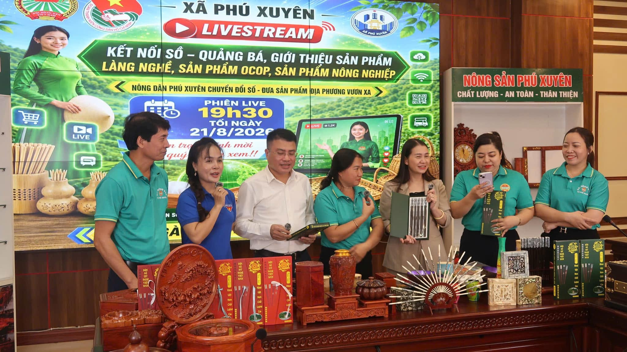 livestream Phú Xuyên (1)