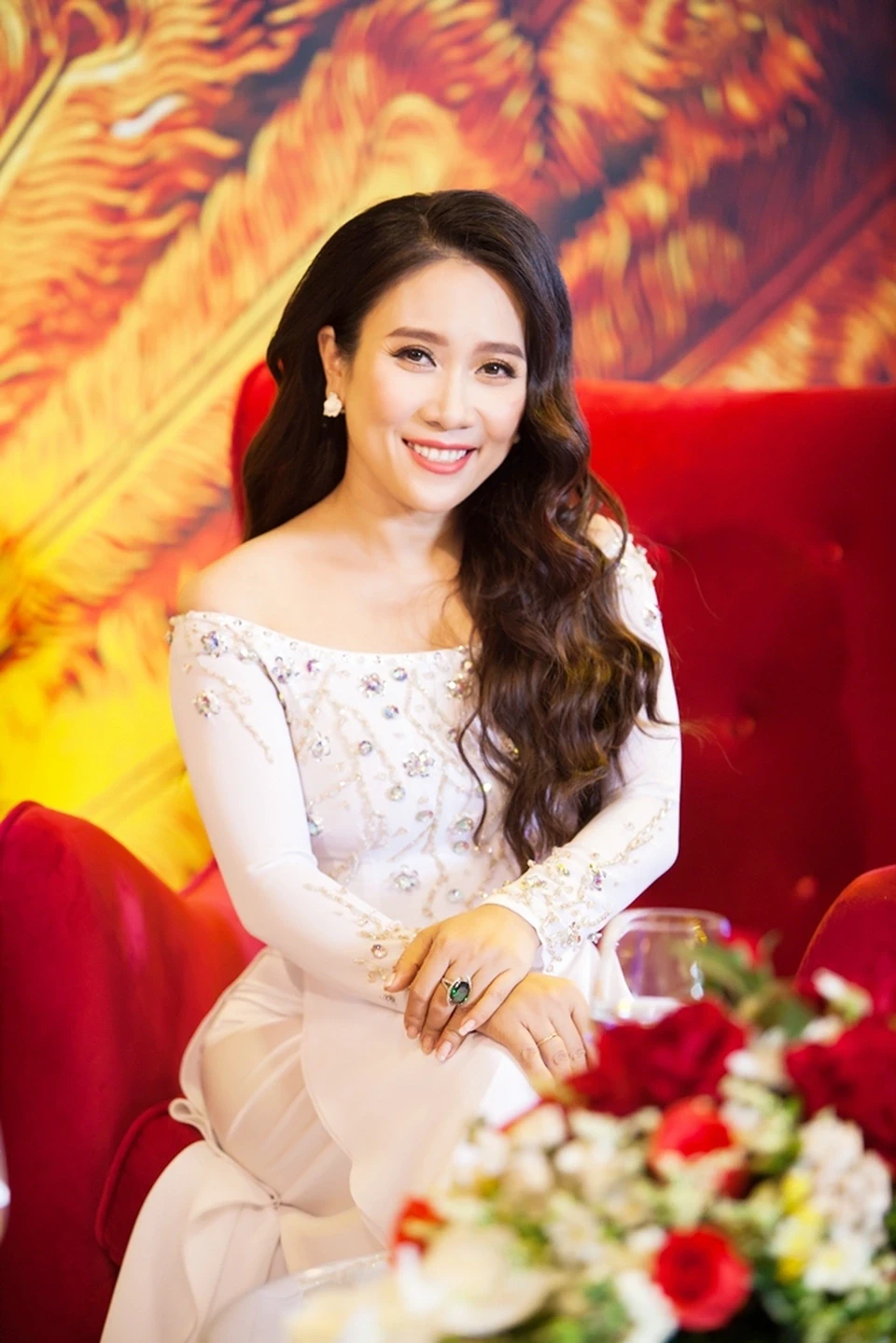 van-khanh-2-1565148661771-9822b7e0f4a1bdc6b96f73566a190ed4.webp