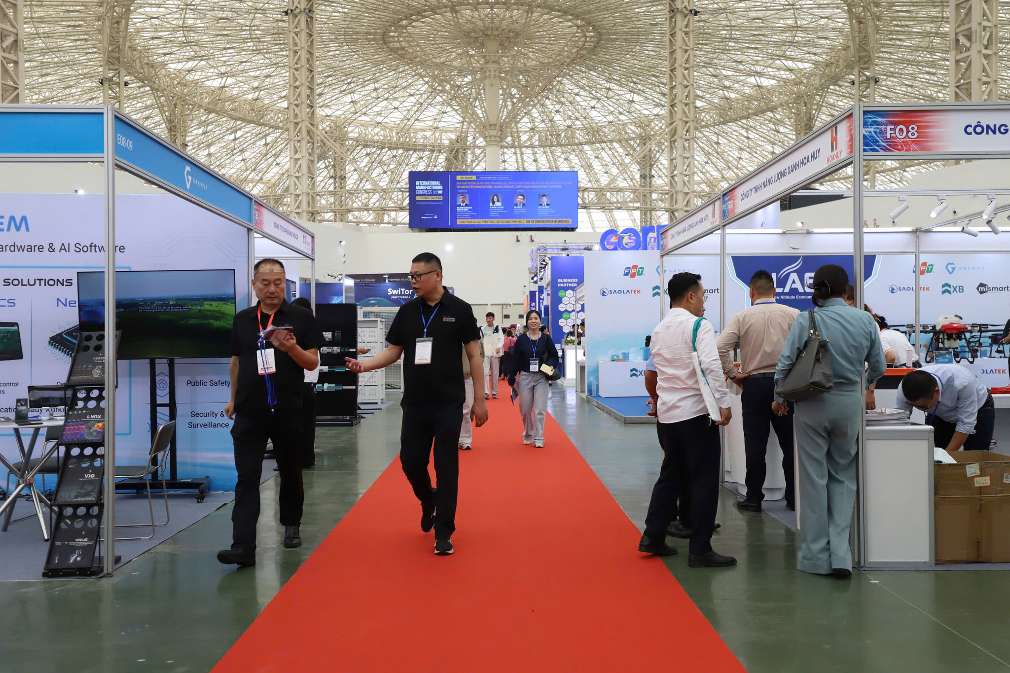 Hi-Tech Vietnam 2026 chính thức khai mạc tại Hà Nội 