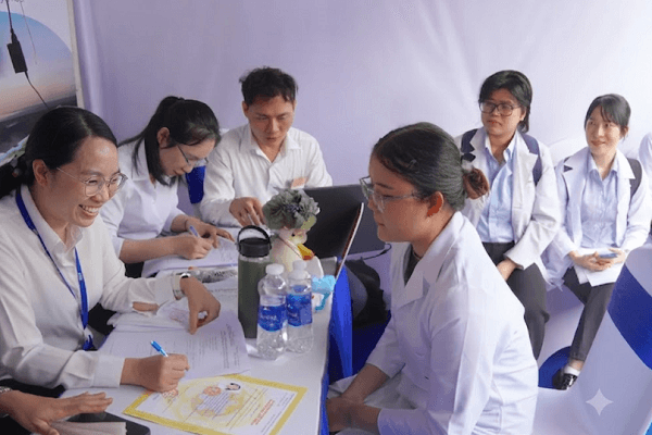 doi-tu-duy-nghe-nghiep-nganh-y-dung-tim-viec-tot-nhat-hay-chon-noi-de-lon-len-hinh-anh.png