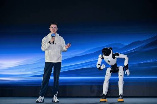 Khi robot AI học cách tưởng tượng trước khi hành động 