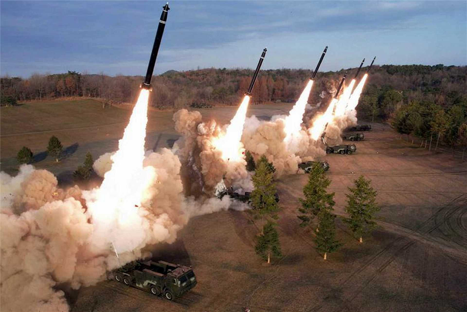 www.armyrecognition.com-images-stories-news-2026-september-_north-korea-fires-hwasong-11-missiles-in-new-salvo-threatening-us-and-allied-bases-1920-001.jpg