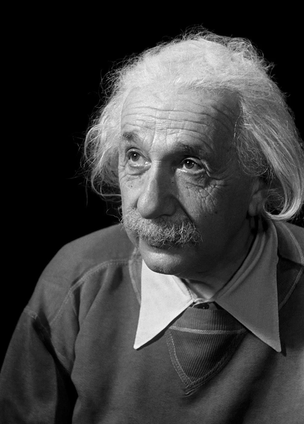 FBI lập hồ sơ 1.427 trang về Albert Einstein (4)