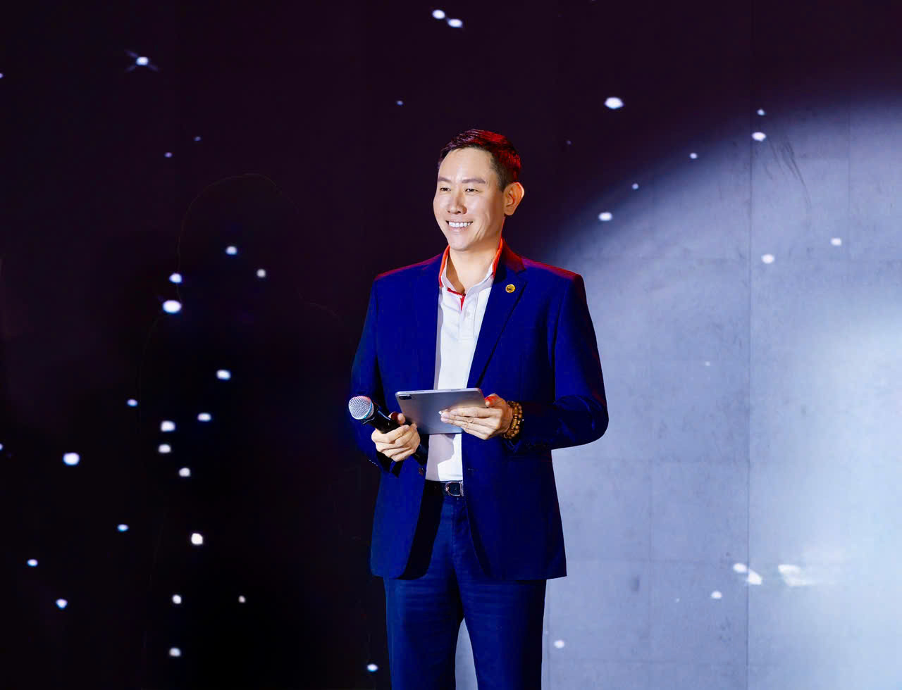 TS- Huynh- Trung- Minh- ve-chung-khoan 2