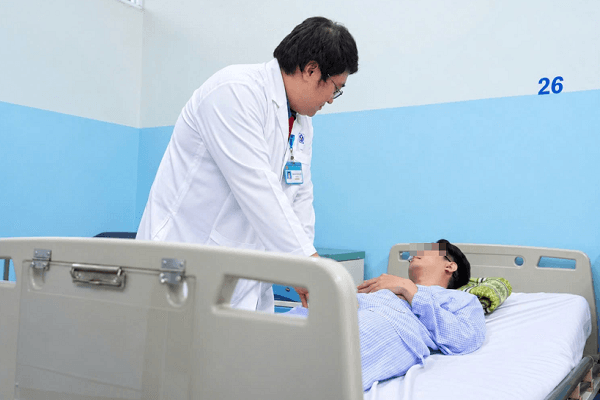 xoan-tinh-hoan-dot-ngot-2-thanh-nien-tphcm-suyt-mat-bau-vat-hinh-anh.png