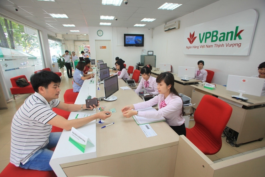 Diễn biến trong những ngày gần đây cũng cho thấy tâm lý thị trường khá ổn định, chưa xuất hiện dấu hiệu găm giữ ngoại tệ hay sự đảo chiều đáng kể trong cung - cầu USD. Ảnh: T.Linh