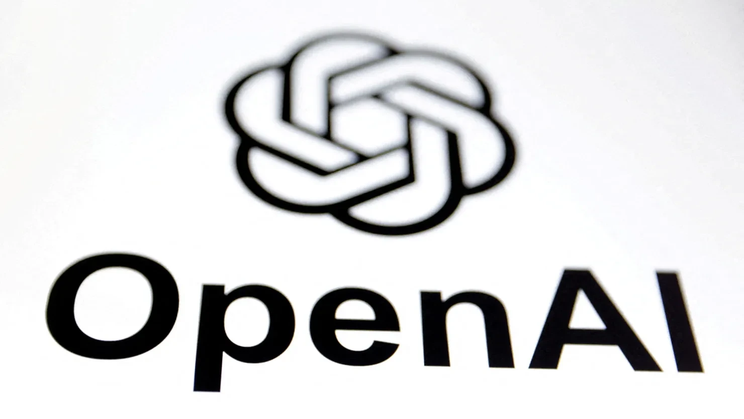  OpenAI nói tác tử AI tự ý xâm nhập cổng thông tin báo cáo thống kê Medicare. Ảnh: Reuters
