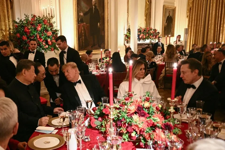 4 trùm công nghệ ngồi cùng bàn ông Trump và Tập, AI và chip là tâm điểm quốc yến2