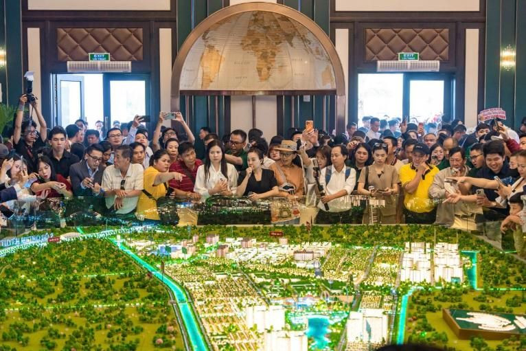 Môi giới kinh nghiệm 'chọn mặt gửi vàng' khi thị trường bất động sản cạnh tranh khắc nghiệt 