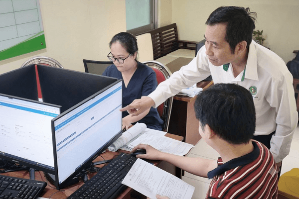 giam-doc-benh-vien-le-van-thinh-tu-chu-tai-chinh-khong-dua-vao-y-duc-de-chech-huong-hinh-anh 1