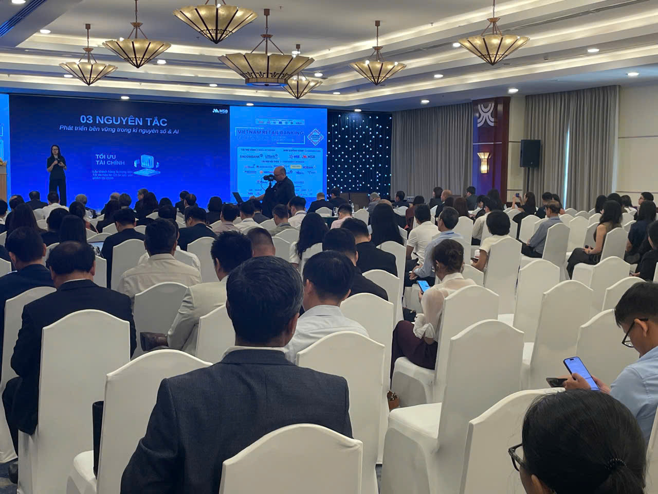 Quang cảnh Diễn đàn Ngân hàng Bán lẻ Việt Nam 2026. Ảnh: Nguyễn Tuyết