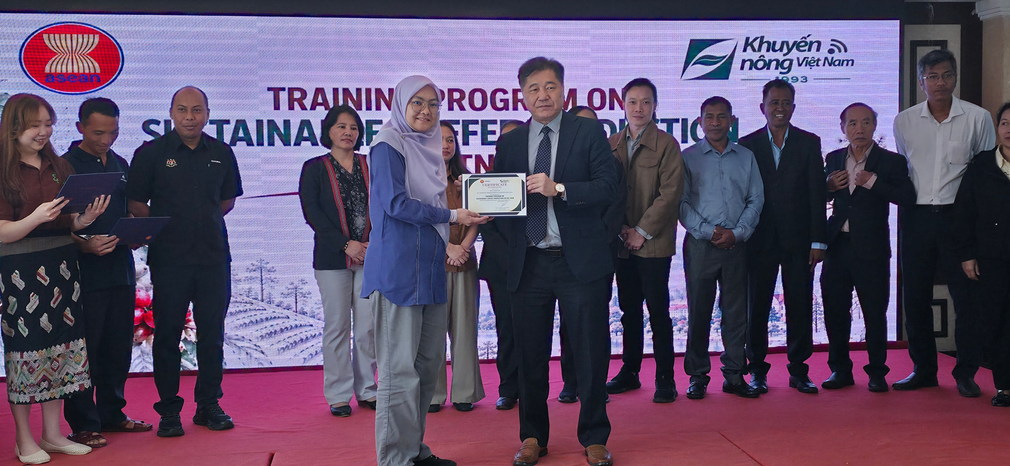 Doanh nghiệp ASEAN tập huấn cà phê bền vững, kết nối nông sản Việt 