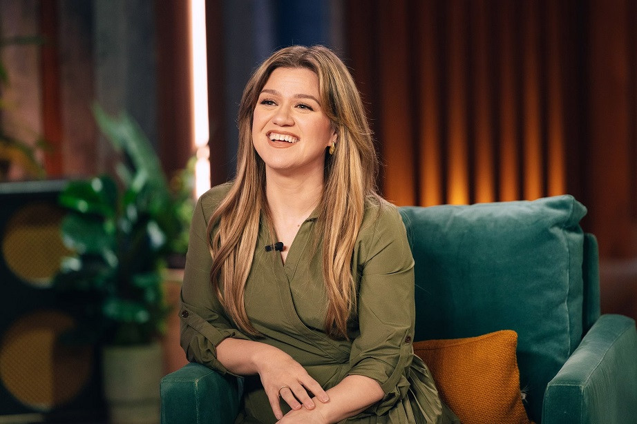 Kelly Clarkson: 'Nghệ sĩ AI không thể ngang hàng với nghệ sĩ thật' 