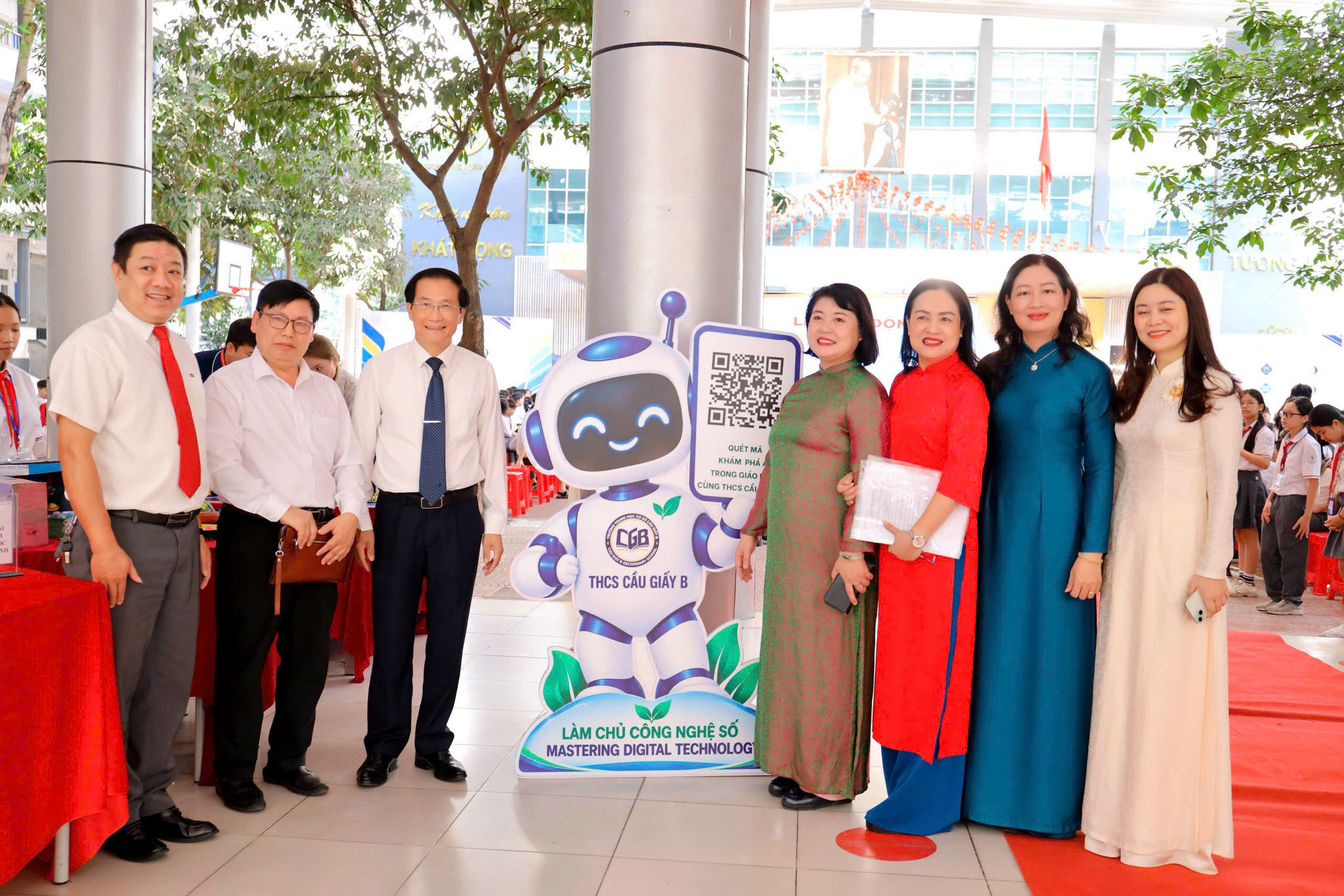Phường Cầu Giấy phát động Tuần lễ học tập suốt đời 2026, đẩy mạnh chuyển đổi số giáo dục, đưa AI vào trường học, hướng tới xây dựng xã hội học tập