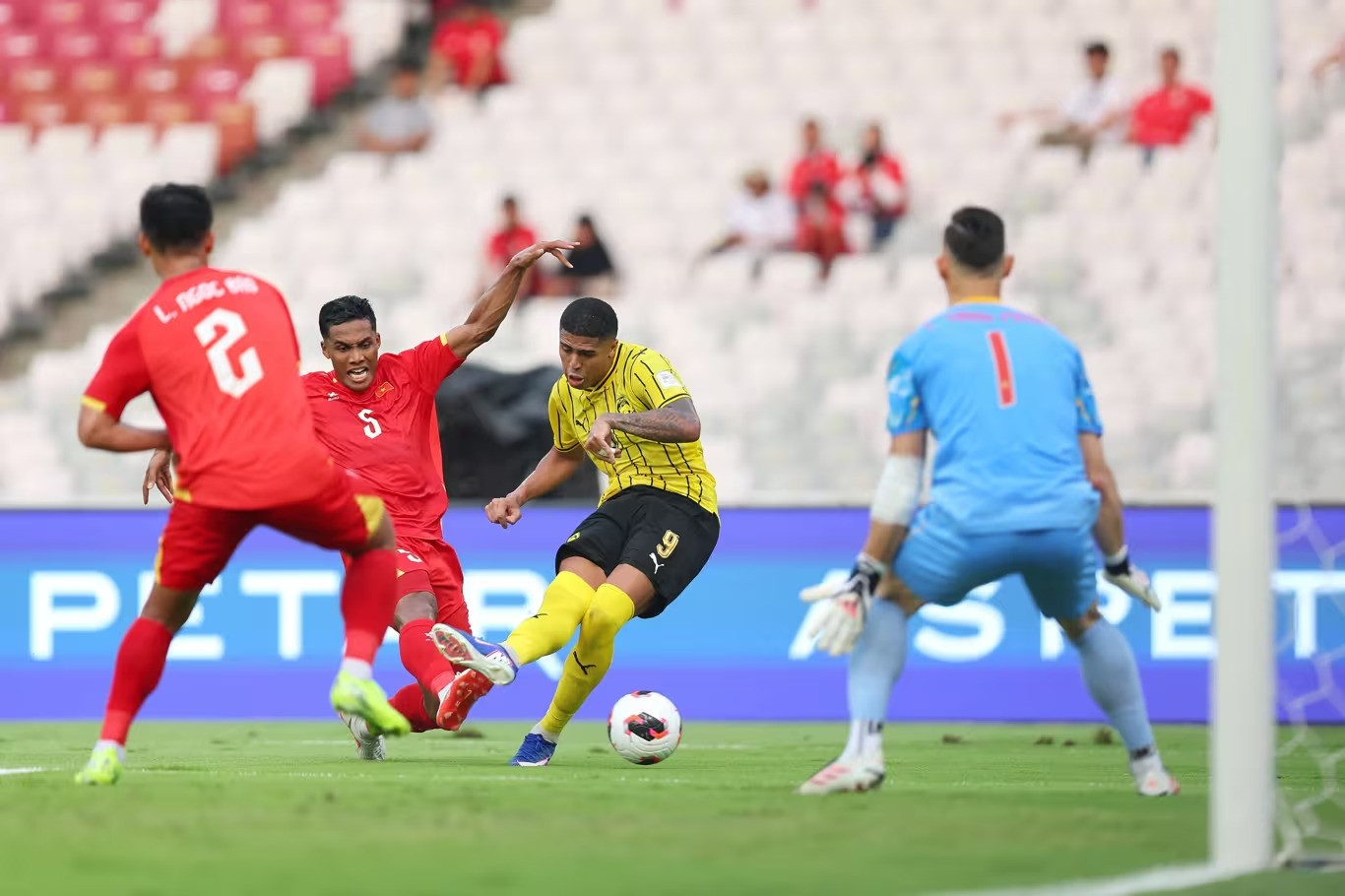Tìm giao điểm thất vọng của bóng đá Việt Nam tại ASIAD và FIFA ASEAN Cup 
