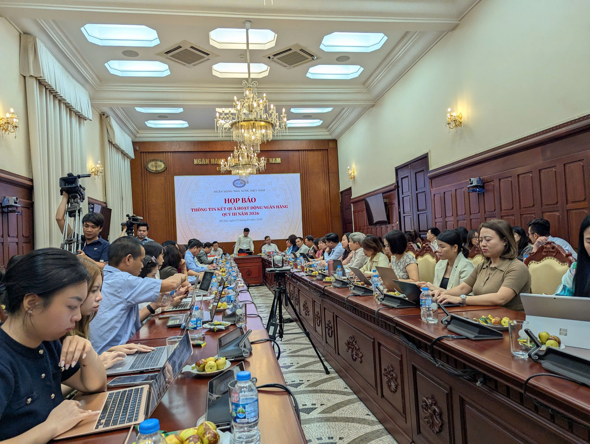 Toàn cảnh họp báo. Ảnh: M.T