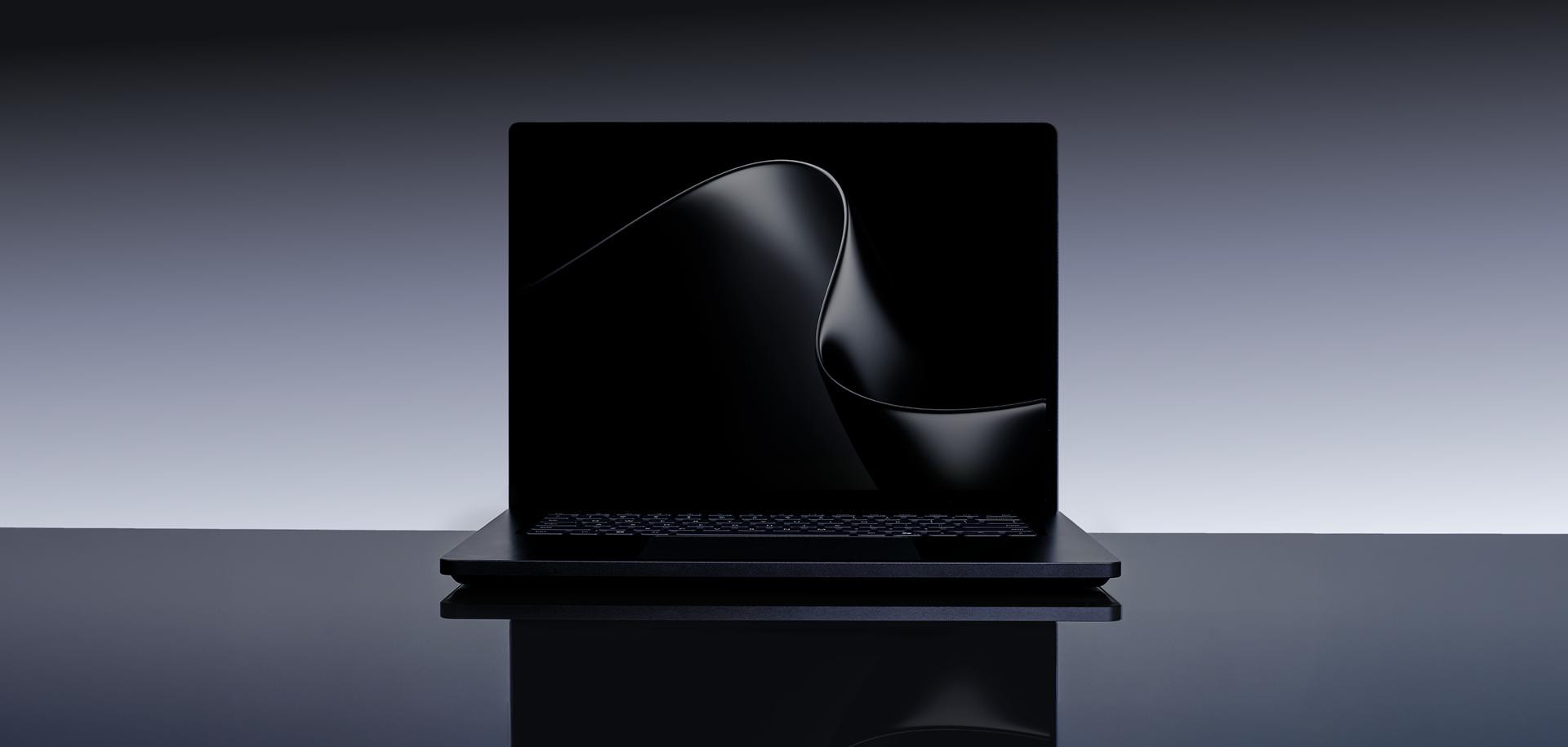 Microsoft tung Surface Laptop Ultra đấu Apple, tăng bảo mật cho tác tử AI trên PC