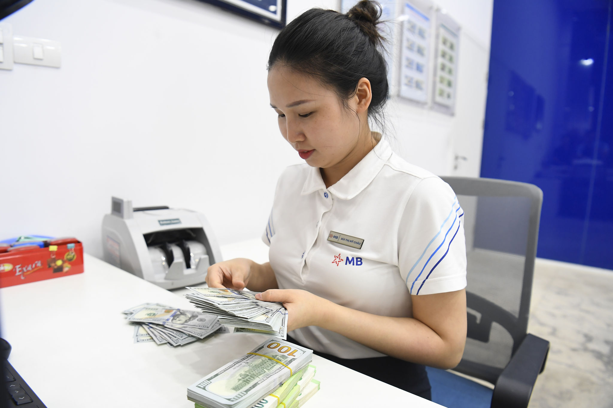 Lãi suất USD thấp, vì sao chi phí vốn vẫn cao? 