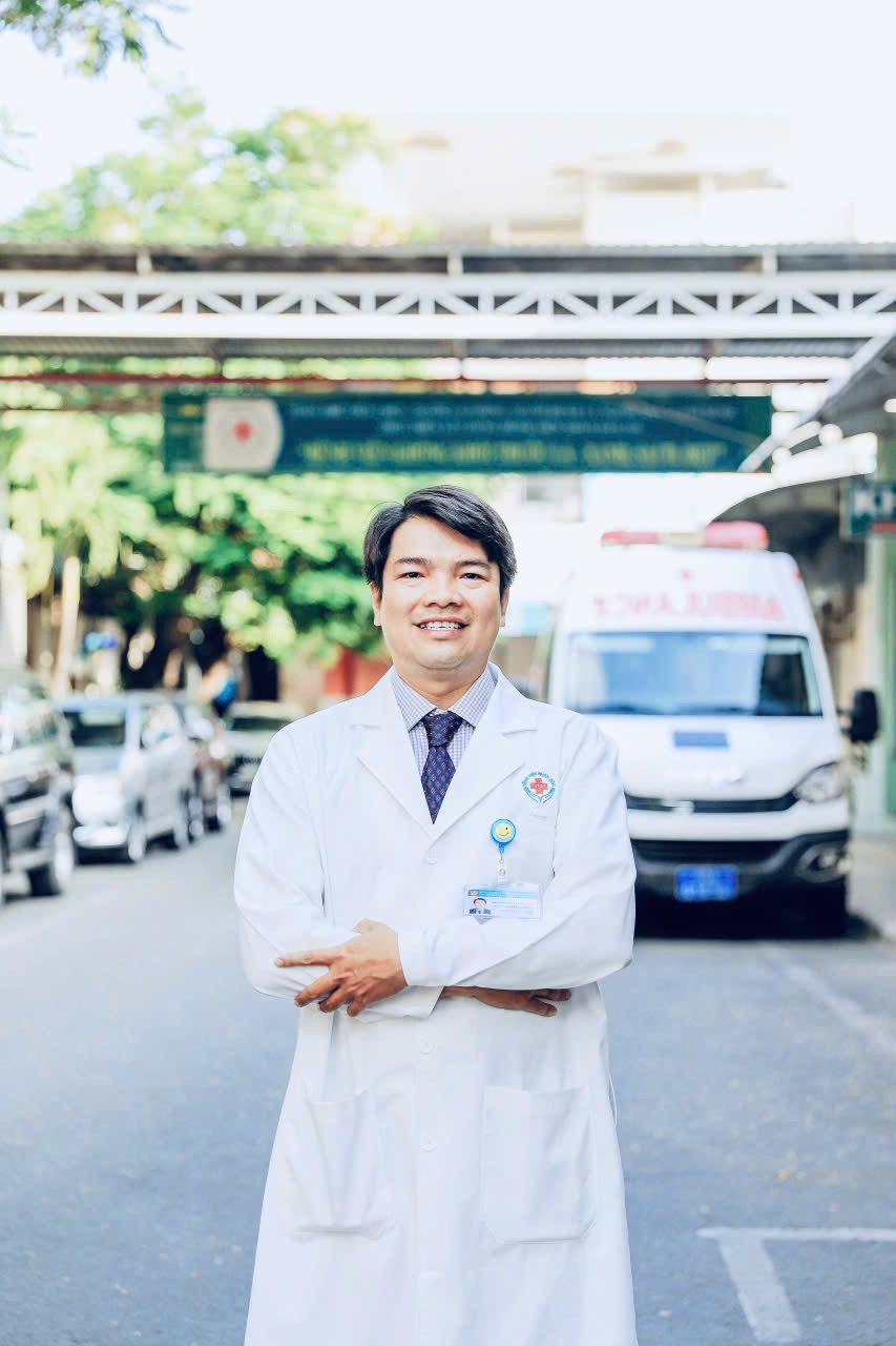 bac-si-ngo-thanh-y.jpg