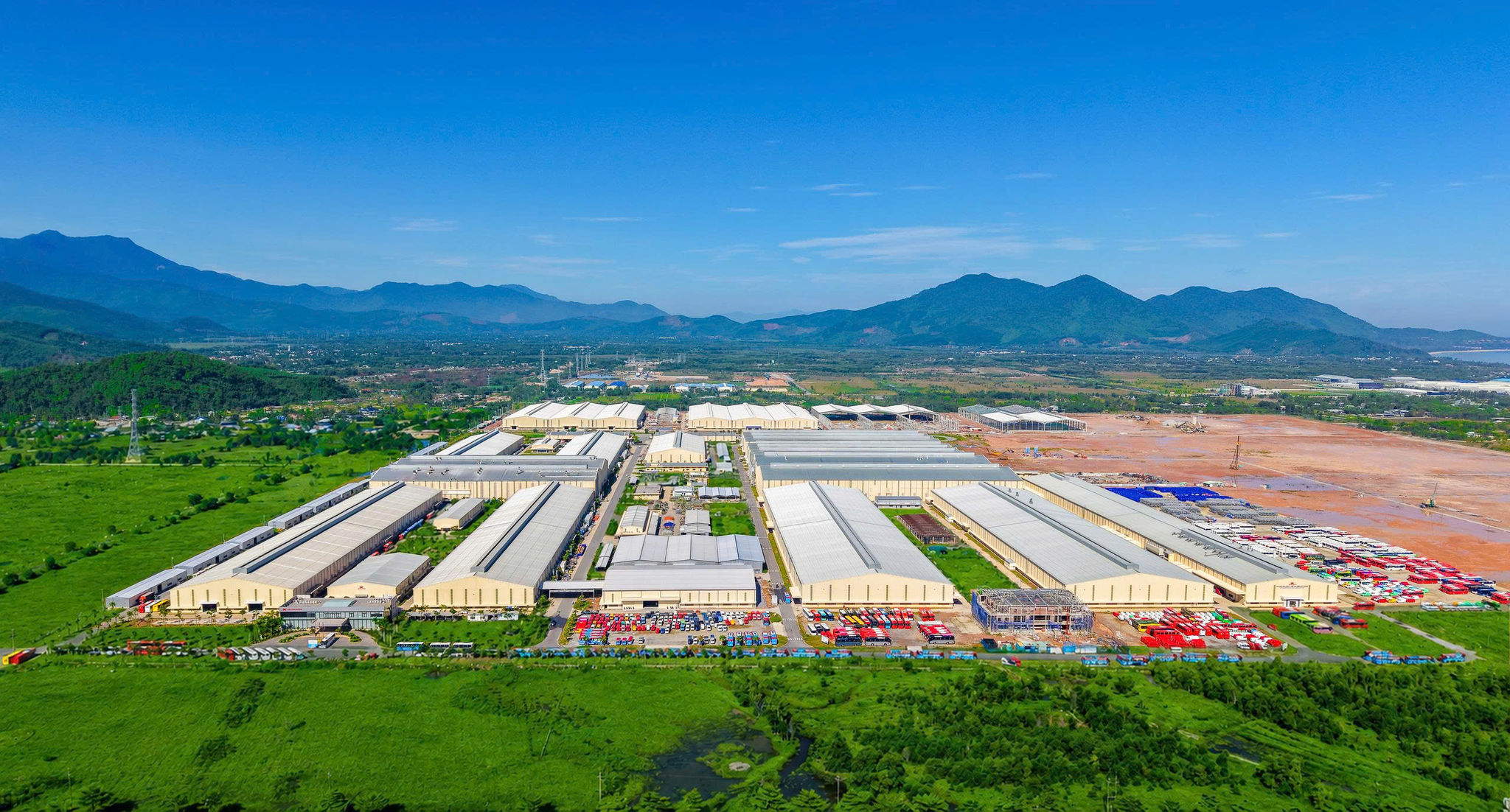 1. Khu Công nghiệp Sản xuất ô tô KIM LONG MOTOR Huế_