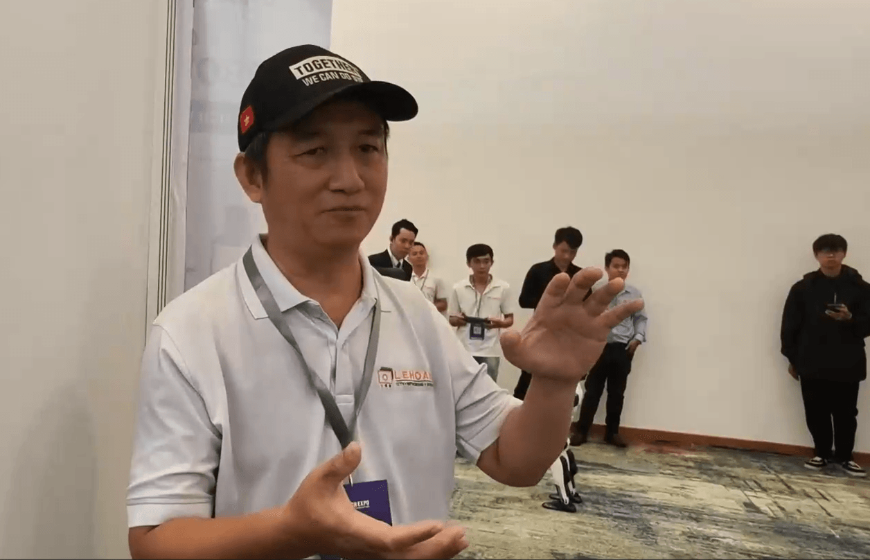 Giám đốc Lê Hoàng Robotics: Đừng thần thánh hóa robot, nghĩ robot có thể giúp con người làm hết mọi việc!
