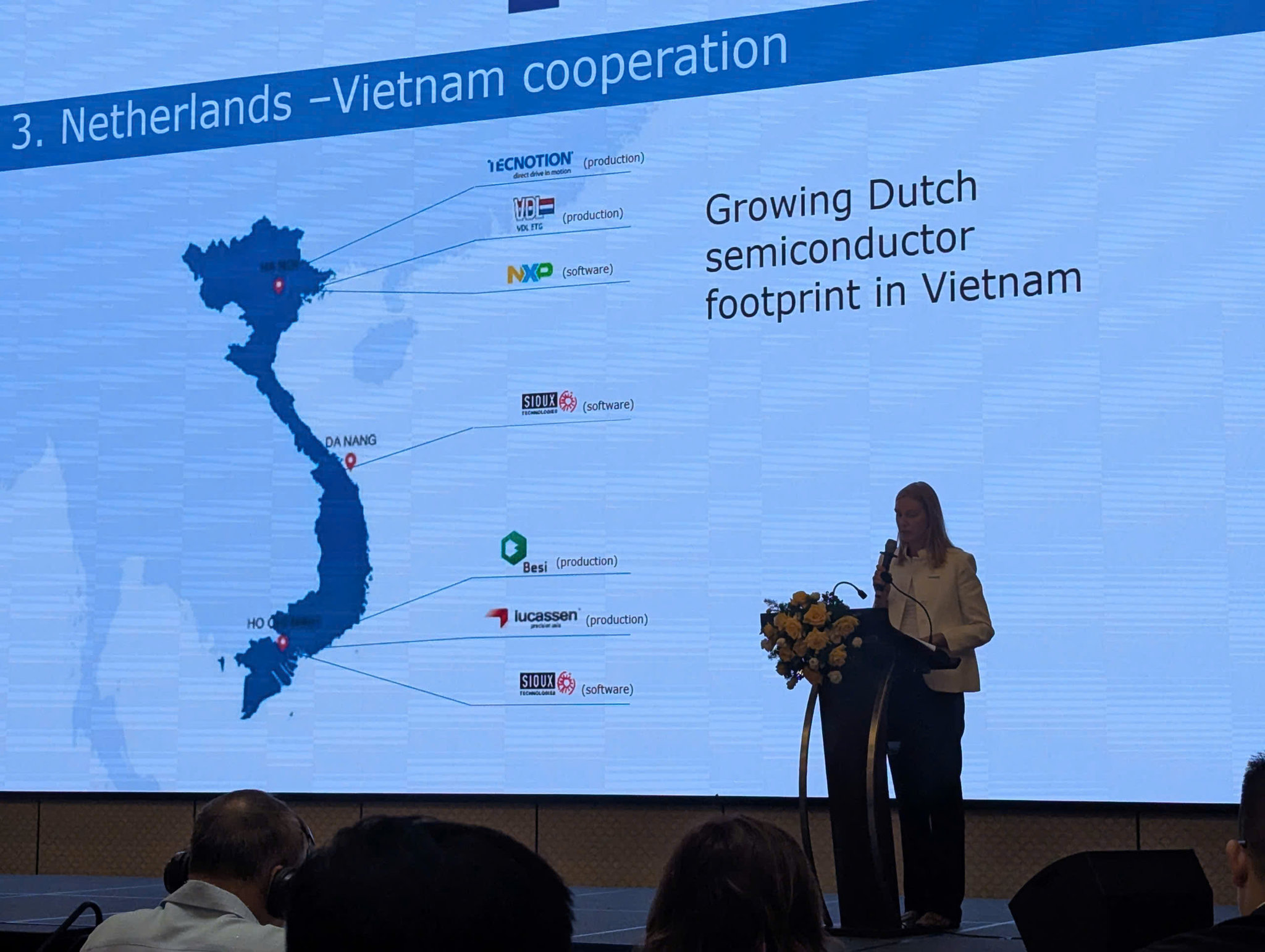 bán dẫn Hà Lan ở Việt Nam