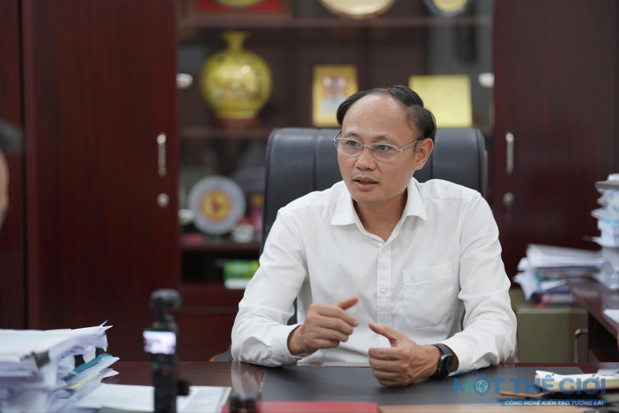 phi-quyet-tien(1).jpg