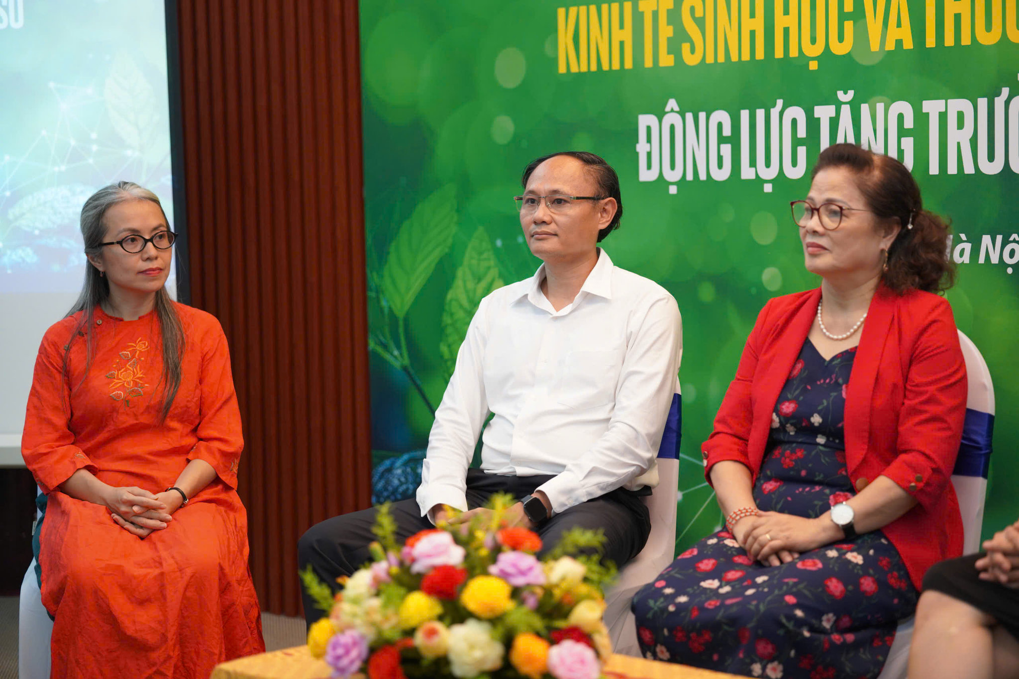 phi-quyet-tien.jpg