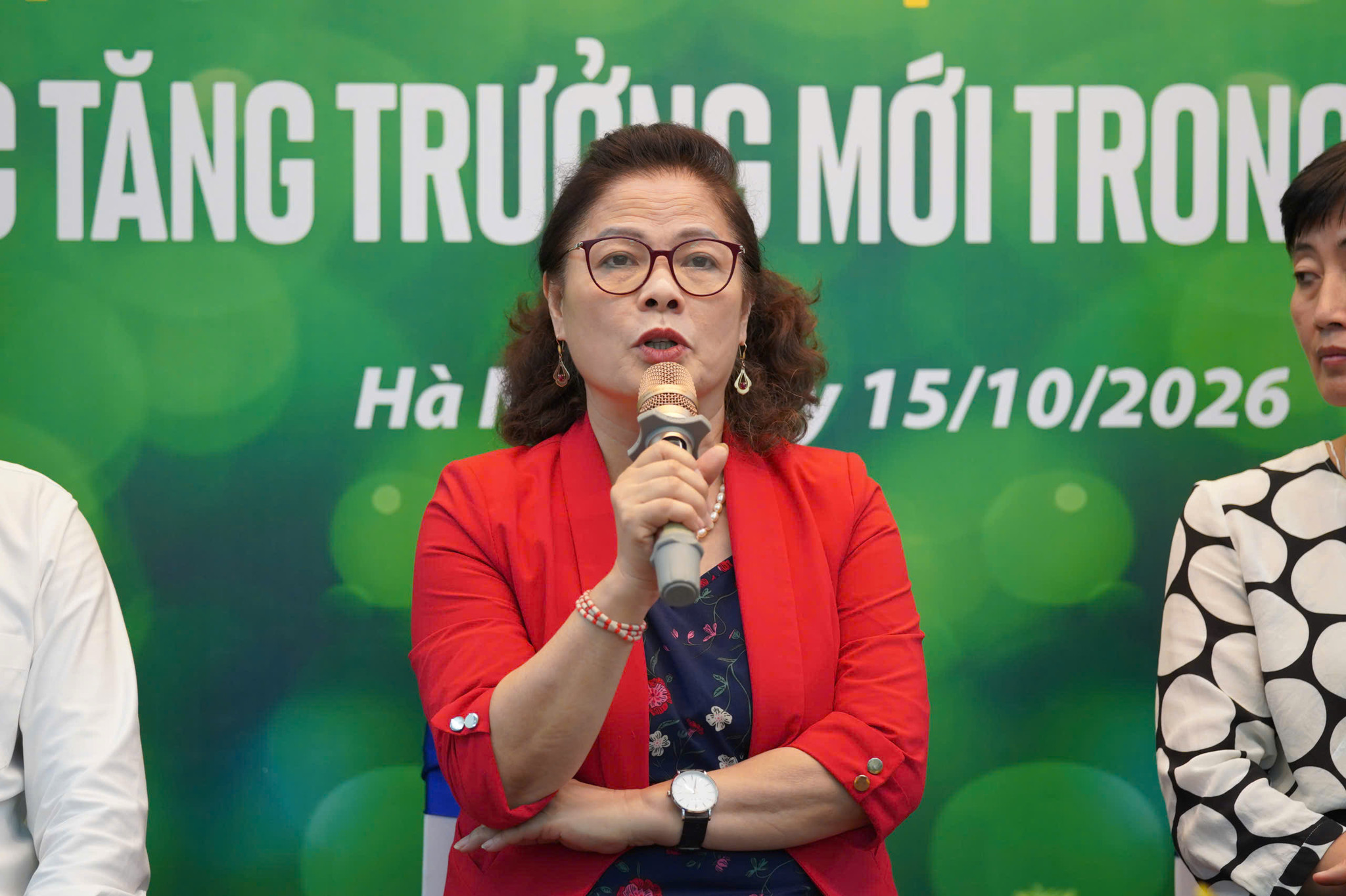 ThS. Lê Thị Khánh Vân, Phó Chủ tịch Hội Thông tin KH&CN Việt Nam (VASTI) tại phiên thảo luận. Ảnh: Hà Tuấn