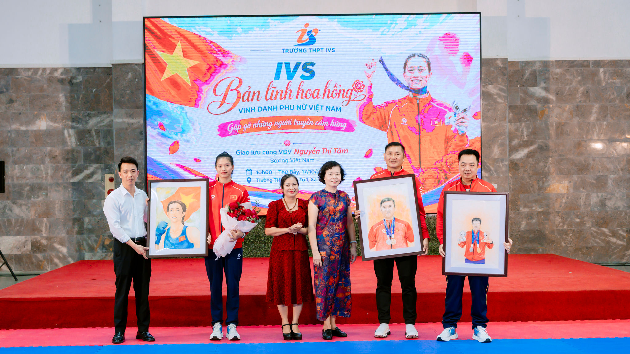 Á quân Boxing ASIAD Nguyễn Thị Tâm truyền lửa cho học sinh trường IVS 