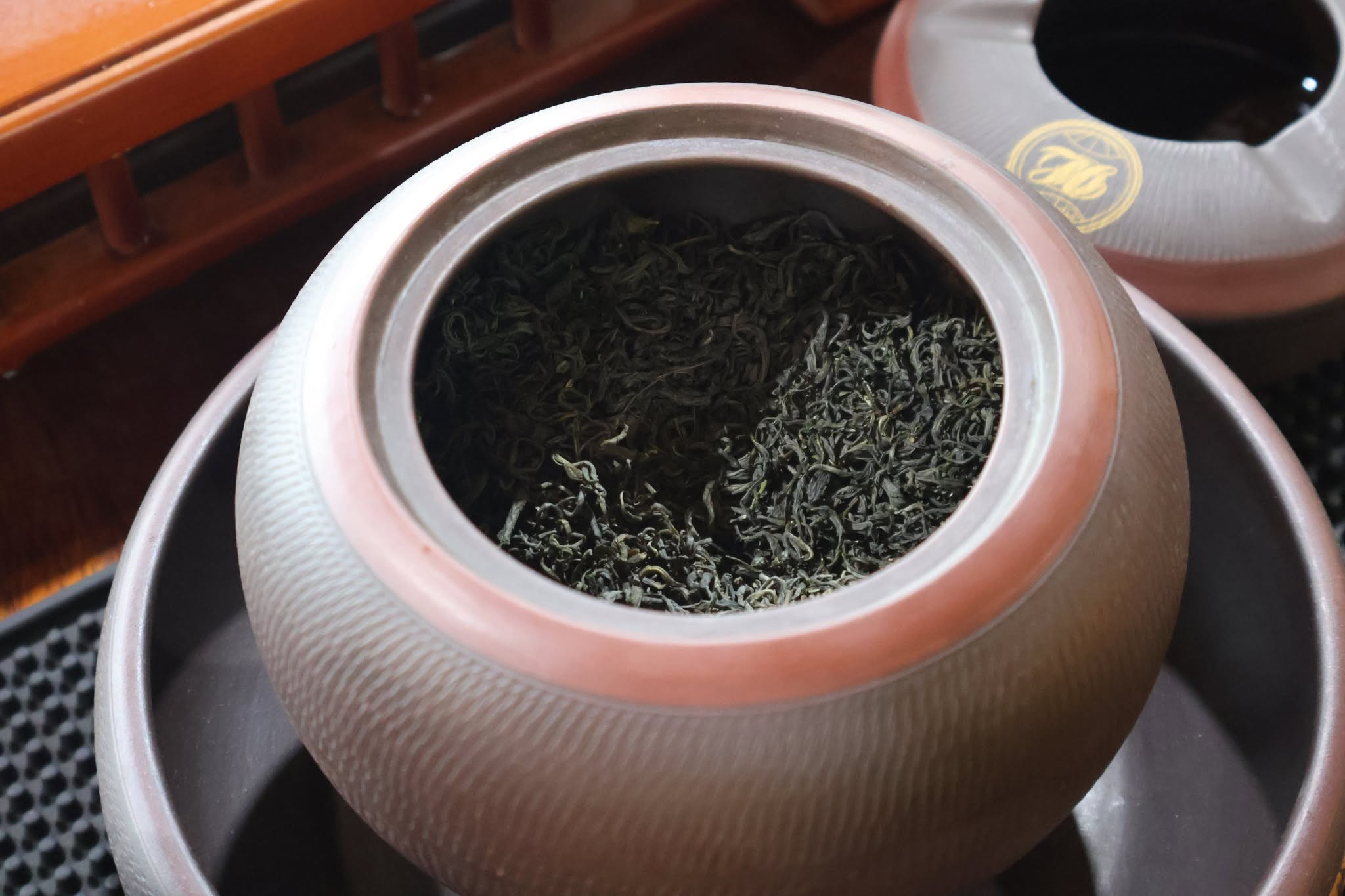 Khách thập phương có thể truy xuất rõ về nguồn gốc của từng loại trà trên Thái Nguyên qua mã QR.