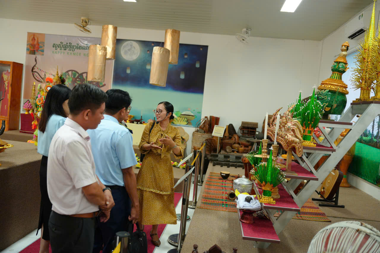 ĐH TRA VINH 11