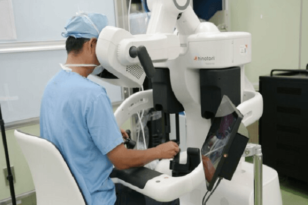 phau-thuat-robot-tu-xa-vi0sao-viet-nam-chua-the-voi-vang-buoc-vao-cuoc-choi-hinh-anh 1