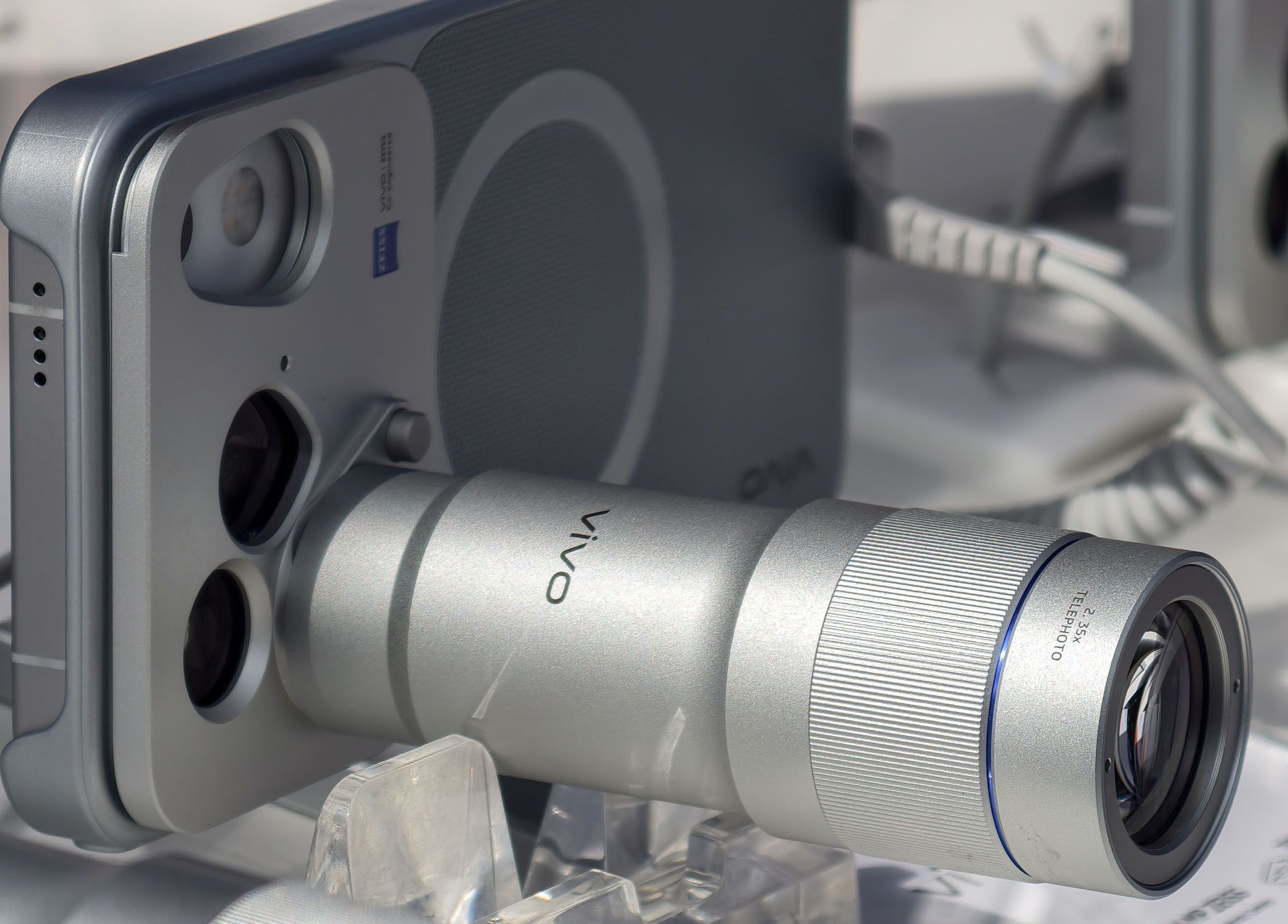 vivo X500 series-1