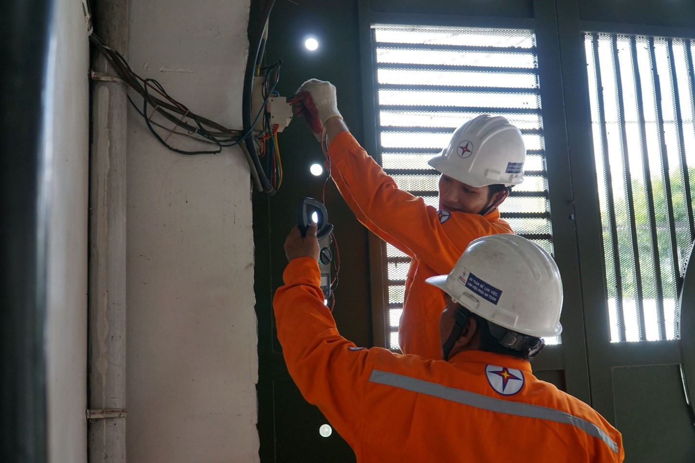 dien giat 1