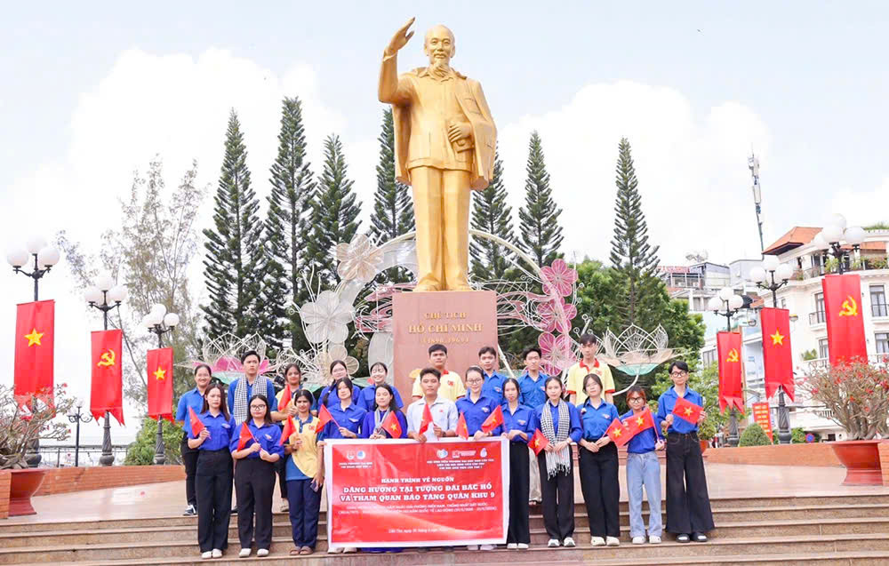 Tuổi trẻ TP Cần Thơ học tập và thực hành theo tư tưởng, đạo đức, phong cách Hồ Chí Minh