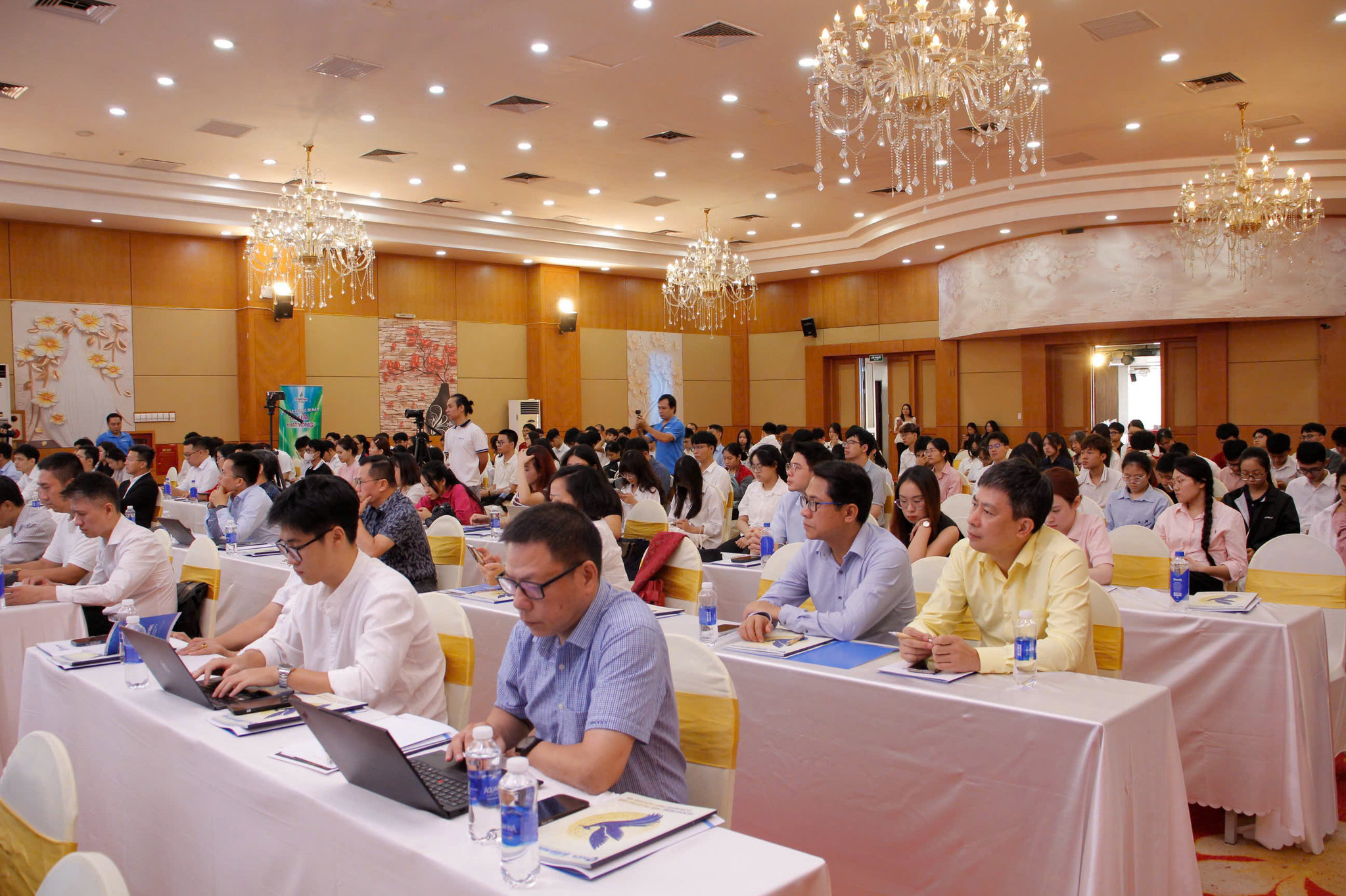an ninh năng lượng điện-4-Hội thảo thu hút sự quan tâm của đông đảo cộng đồng doanh nghiệp năng lượng, hạ tầng số