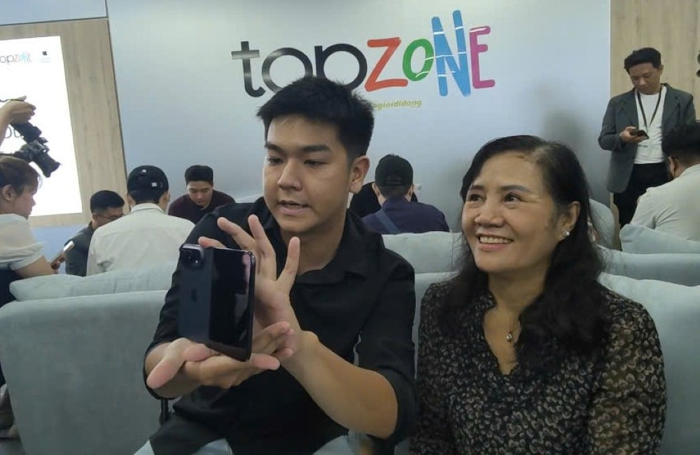 iphoneduo09.jpg
