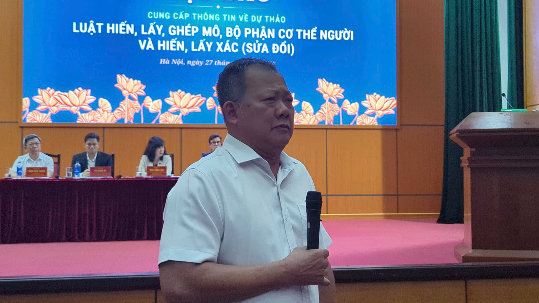 Dự thảo Luật Hiến, lấy, ghép mô, bộ phận cơ thể người và hiến, lấy xác (sửa đổi): Cấm tuyệt đối việc lấy bộ phận cơ thể của người dưới 18 tuổi khi còn sống
