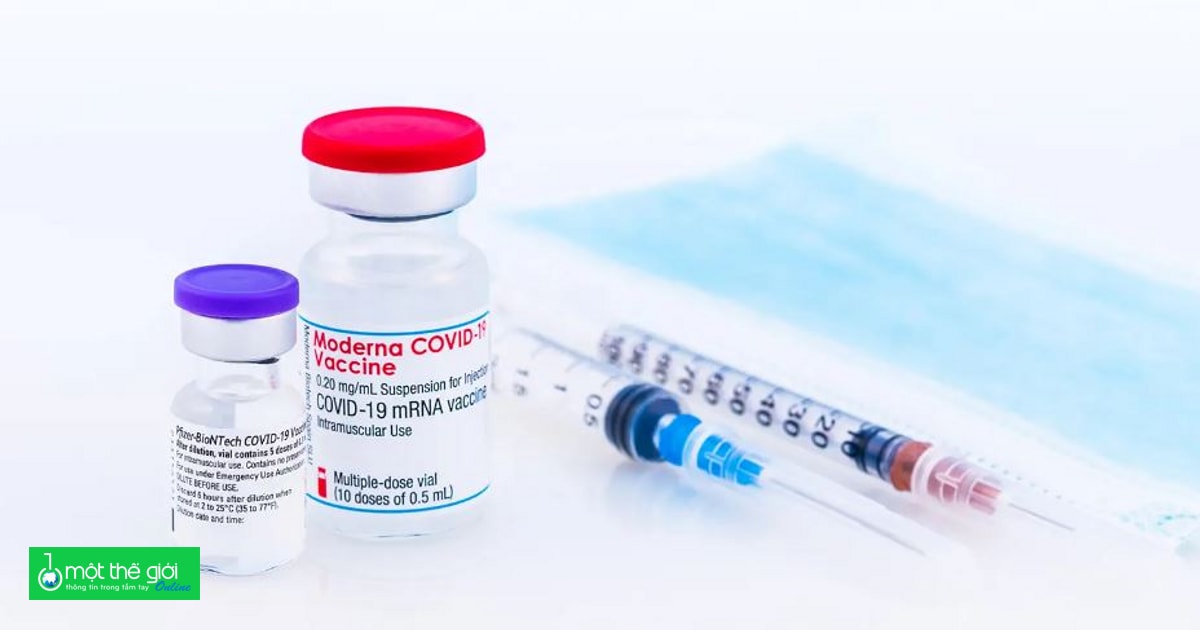 FDA phê duyệt vắc xin mới của Pfizer và Moderna nhắm Omicron BA.4, BA.5