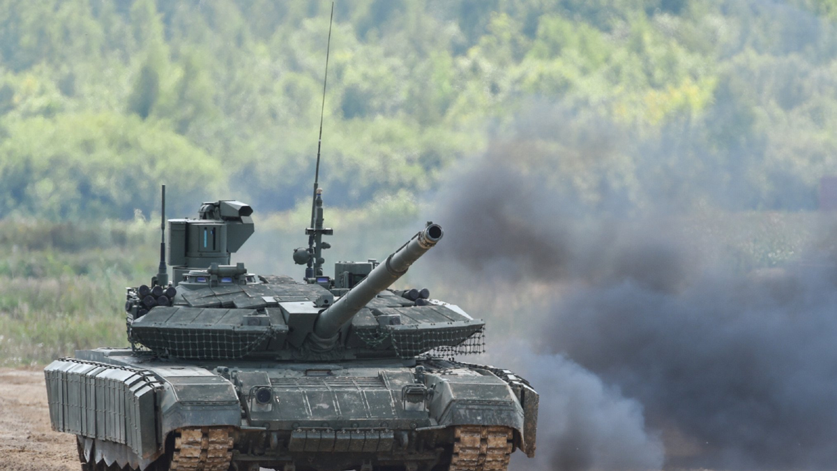 Lý do xe tăng T-90M Nga vẫn đều đặn ra lò dù trừng phạt bủa vây