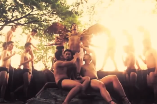 Nam người mẫu đồng tính Philippine Sebastian ra mắt MV "cực nóng"