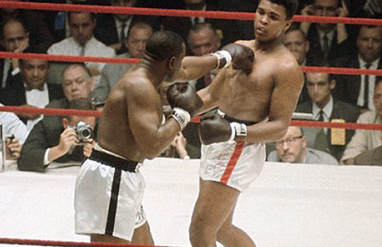Trận thắng huyền thoại của Muhammad Ali bị nghi gian lận
