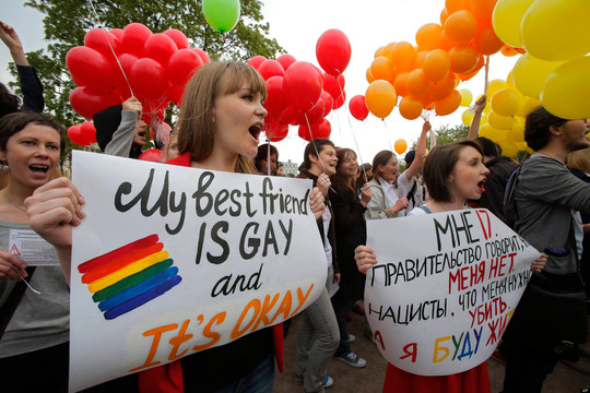 Nga không cấm người chuyển giới tham gia giao thông