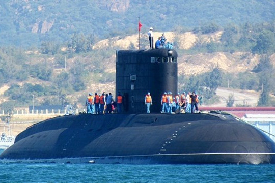 Chiều nay, tàu ngầm HQ-184 Hải Phòng về đến Cam Ranh