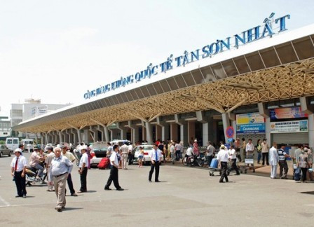 Đóng cửa một đường lăn sân bay Tân Sơn Nhất từ ngày 10.4