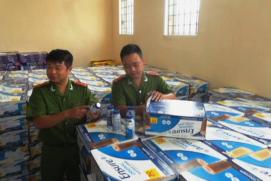 Sữa “Không được bán tại Việt Nam” bị bắt giữ với số lượng lớn