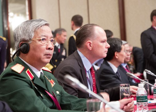Thượng tướng Nguyễn Chí Vịnh: Cả diễn đàn lo ngại Trung Quốc đưa vũ khí ra đảo 