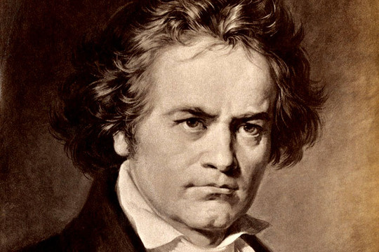 Ai là Elise trong bản nhạc bất hủ của Beethoven?