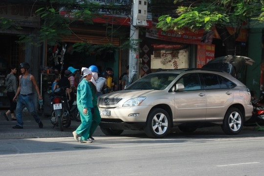 Điều tra vụ "đại gia" Hải Phòng bị tạt a xít